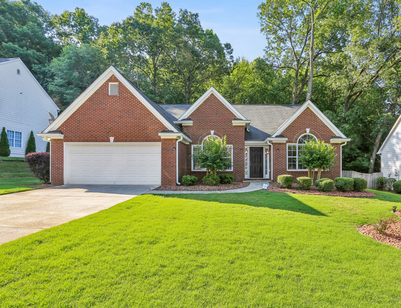 4395 Red Rock Point, Suwanee, GA 30024, 3BR/2BA Ranch for Lease at $3,100/month